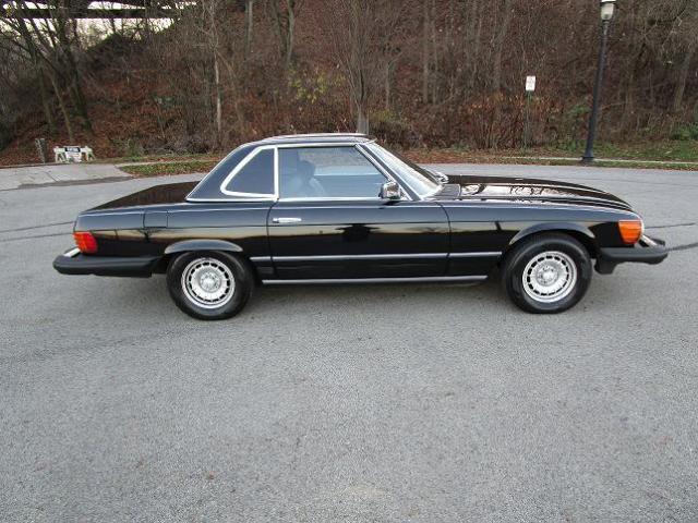 1981 Mercedes-Benz SL-Class 380SL - photo 2