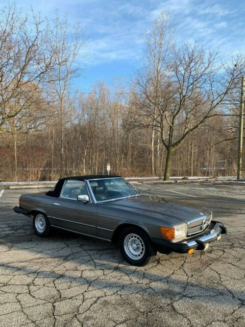 1981 Mercedes-Benz SL-Class - photo 2