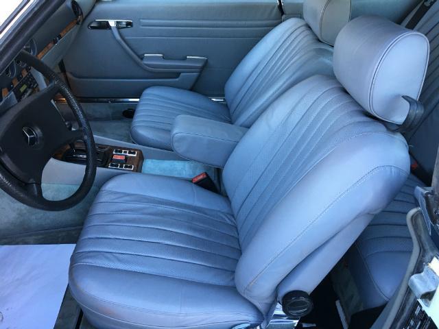 1981 Mercedes-Benz 300-Series Base Coupe 2-Door - photo 7