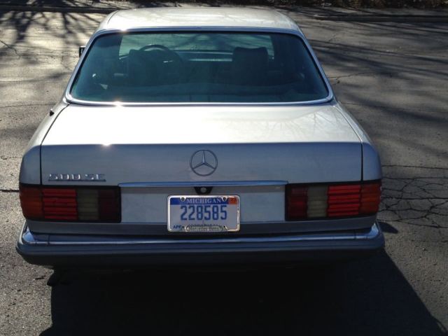 1981 Mercedes-Benz 500-Series 500SE - photo 4