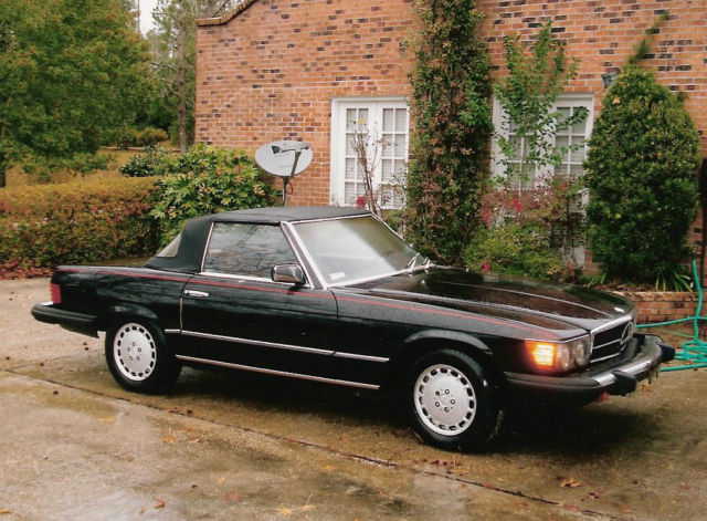 1981 Mercedes-Benz SL-Class 380SL 2-Door Convertible 1981 Mercedes-Benz SL-Class Base 2-Door Convertible