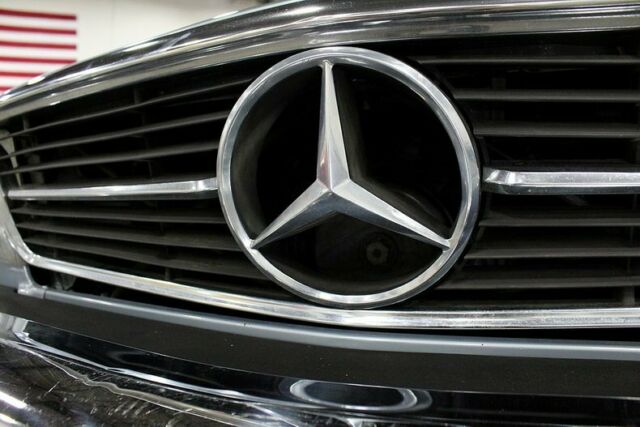 1981 Mercedes-Benz SL380 -- - photo 11
