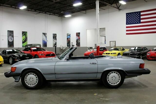 1981 Mercedes-Benz SL380 -- - photo 2