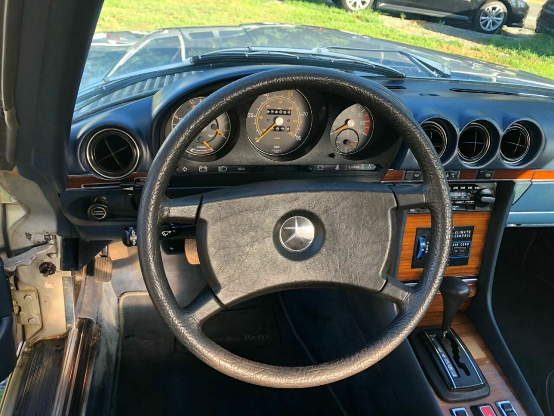 1981 Mercedes-Benz SL-Class - photo 13