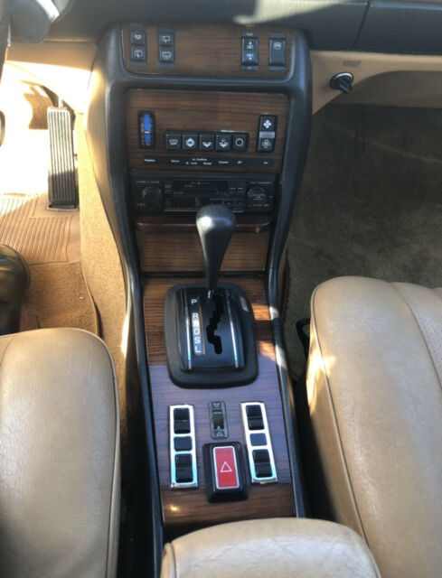 1981 Mercedes-Benz 300-Series - photo 7