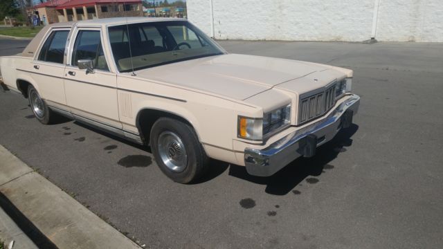 1981 Mercury Grand Marquis Base Sedan 4-Door - photo 3