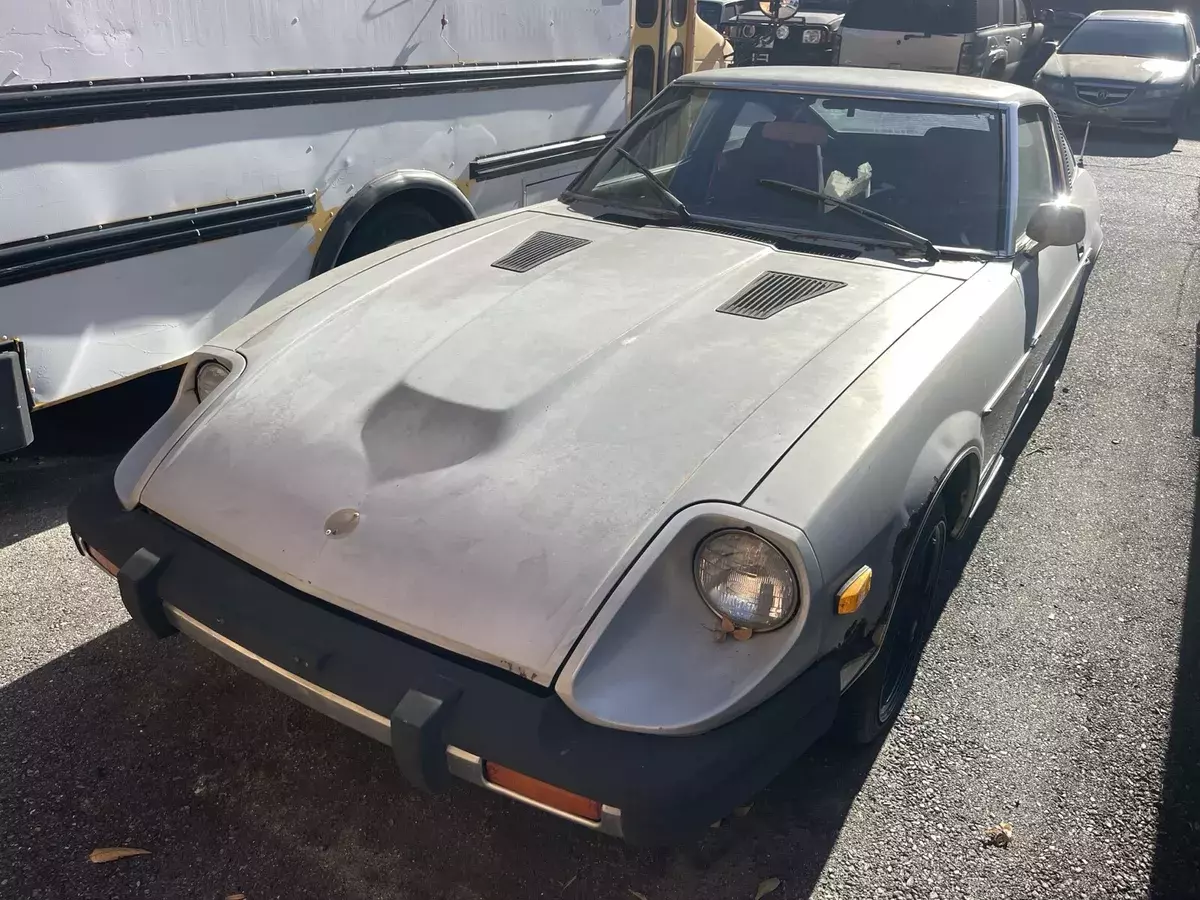 1981 Nissan 280ZX Coupe Grey 1981 Nissan 280ZX