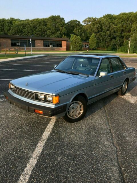 1981 Nissan Maxima - photo 2