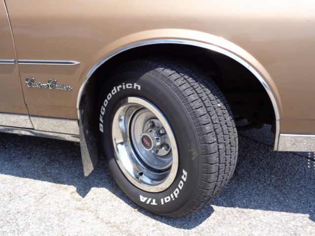 1981 Oldsmobile Custom Cruiser - photo 4