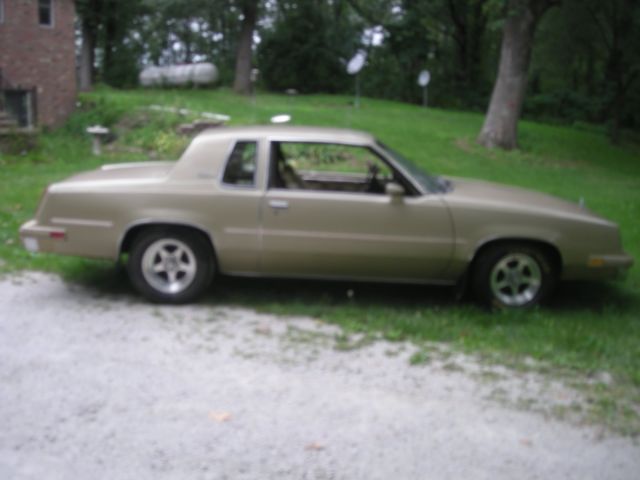1981 Oldsmobile Cutlass - photo 3