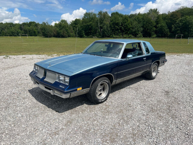 1981 Oldsmobile Cutlass Supreme Brougham G Body Olds 350 5.7 Motor Classic Car 1981 Oldsmobile Cutlass