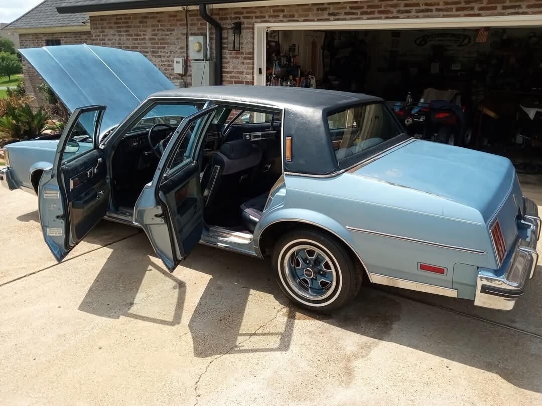 1981 Oldsmobile Cutlass blue - photo 4