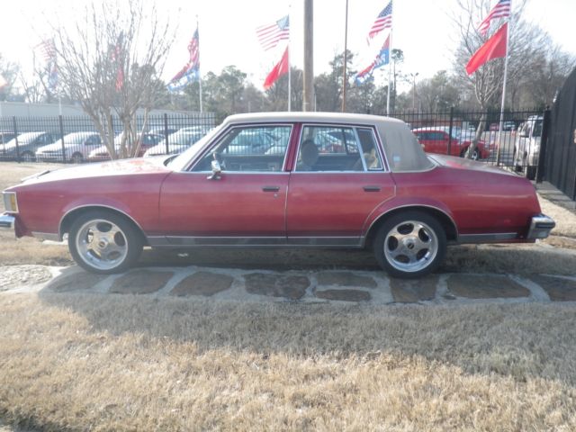 1981 Oldsmobile Cutlass Supreme with a Corvette engine and custom interior 1981 Oldsmobile Cutlass Supreme