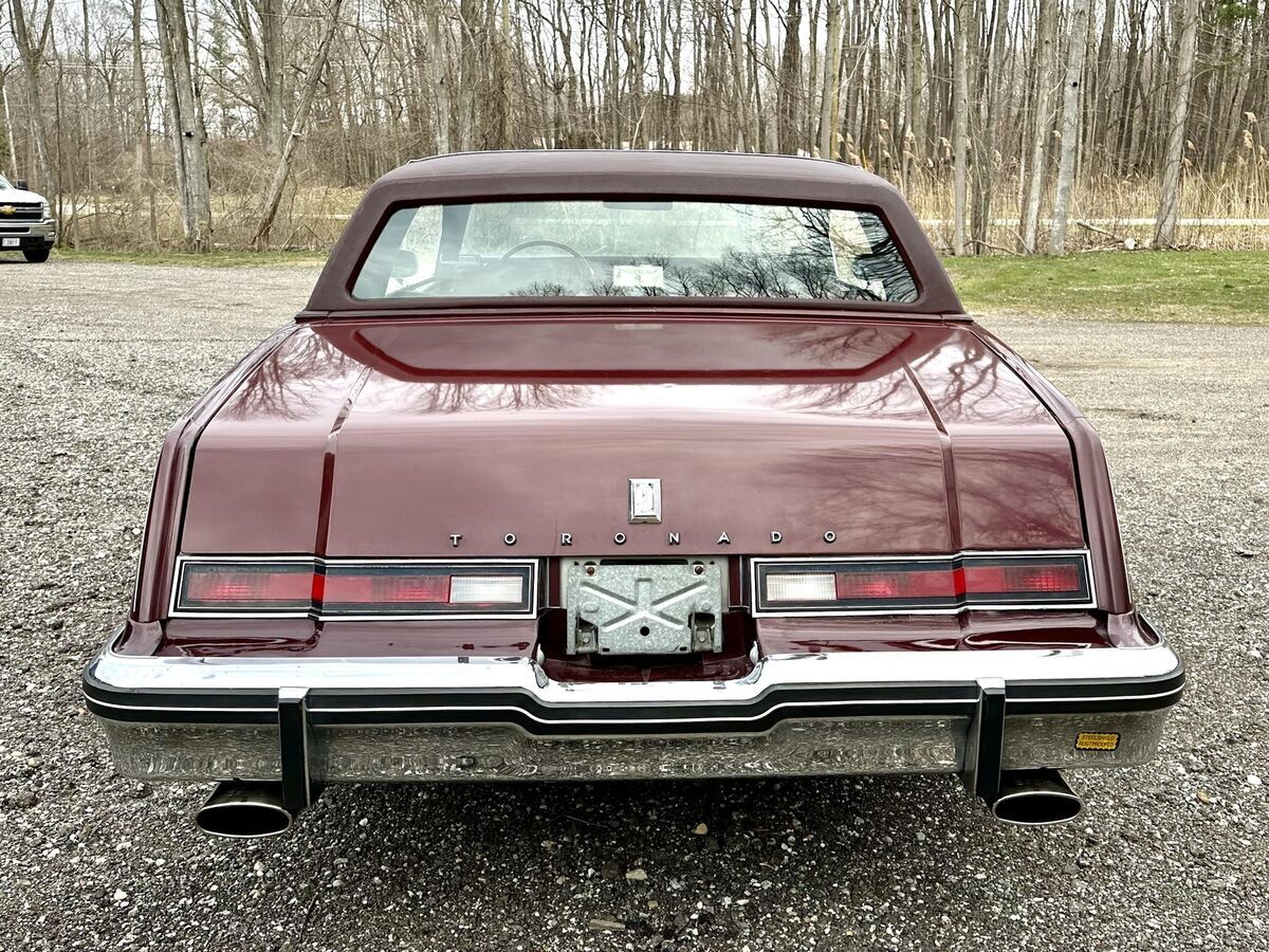 1981 Oldsmobile Toronado Brougham - photo 11