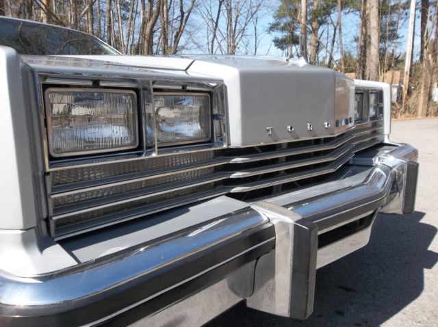 1981 Oldsmobile Toronado Brougham - photo 3