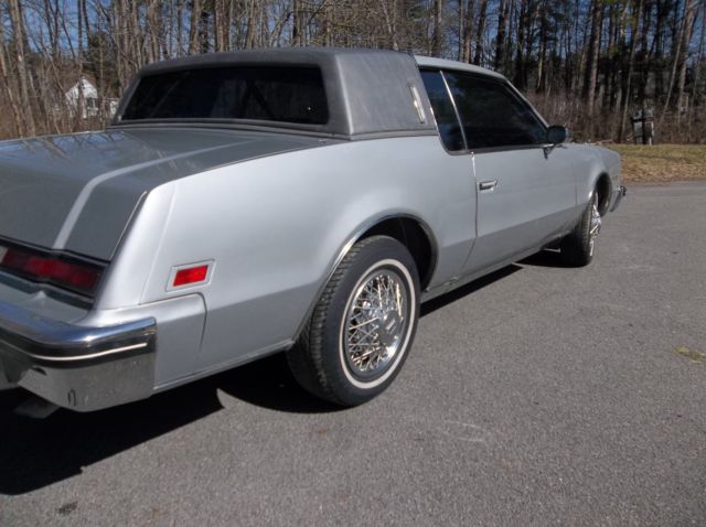 1981 Oldsmobile Toronado Brougham - photo 6