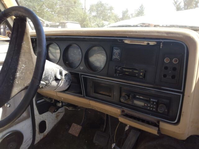 1981 Plymouth Duster - photo 10