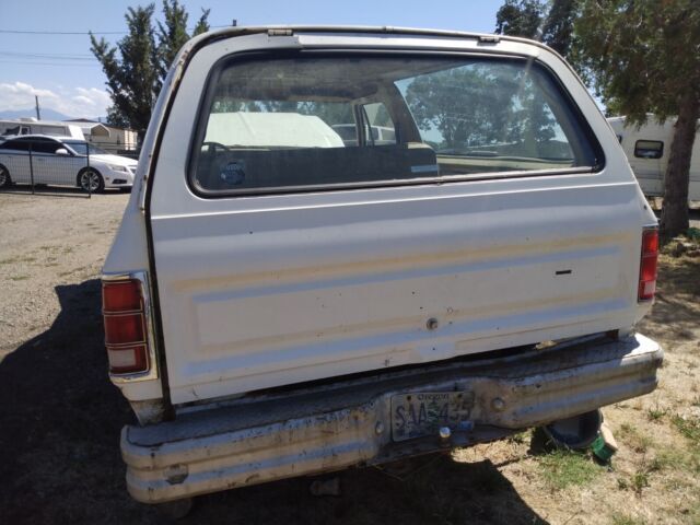 1981 Plymouth Duster - photo 12