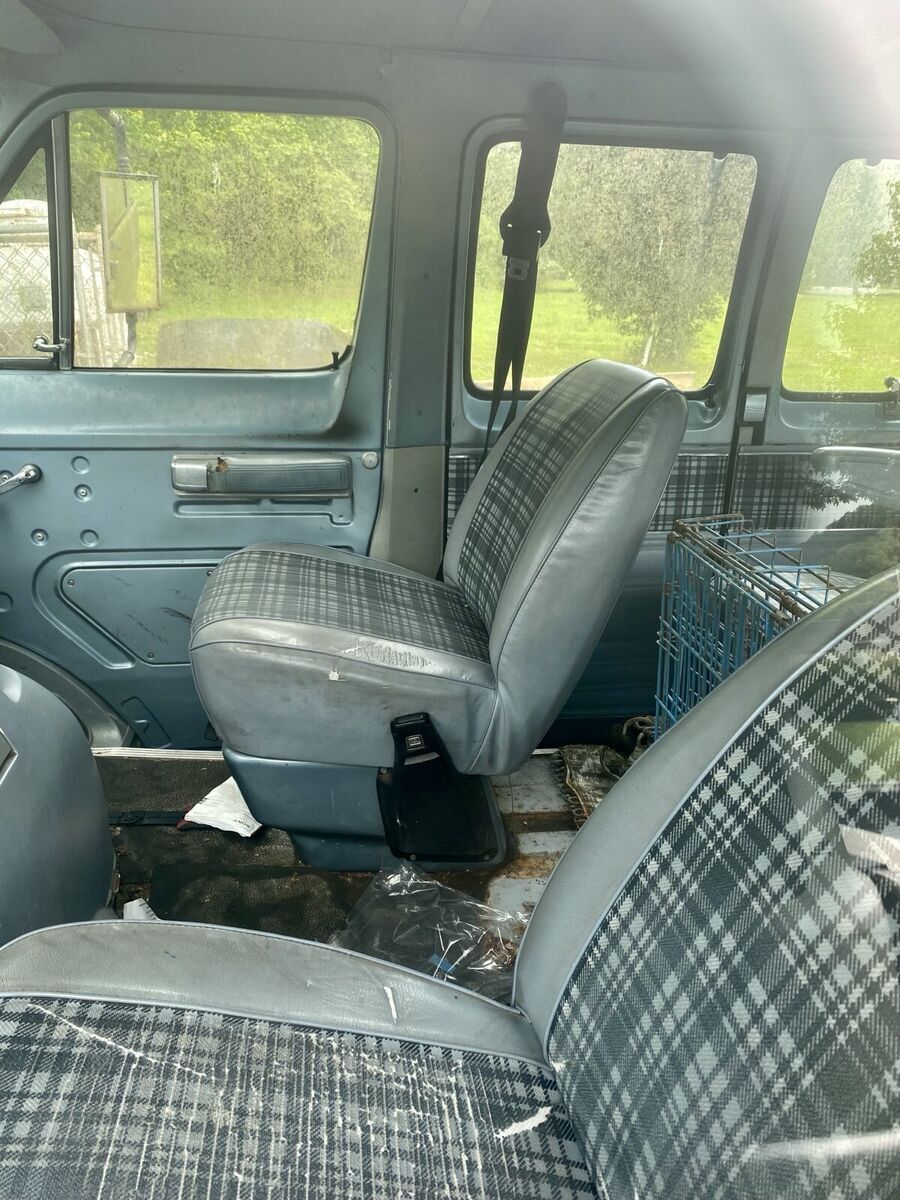 1981 Plymouth Voyager PB350 - photo 8