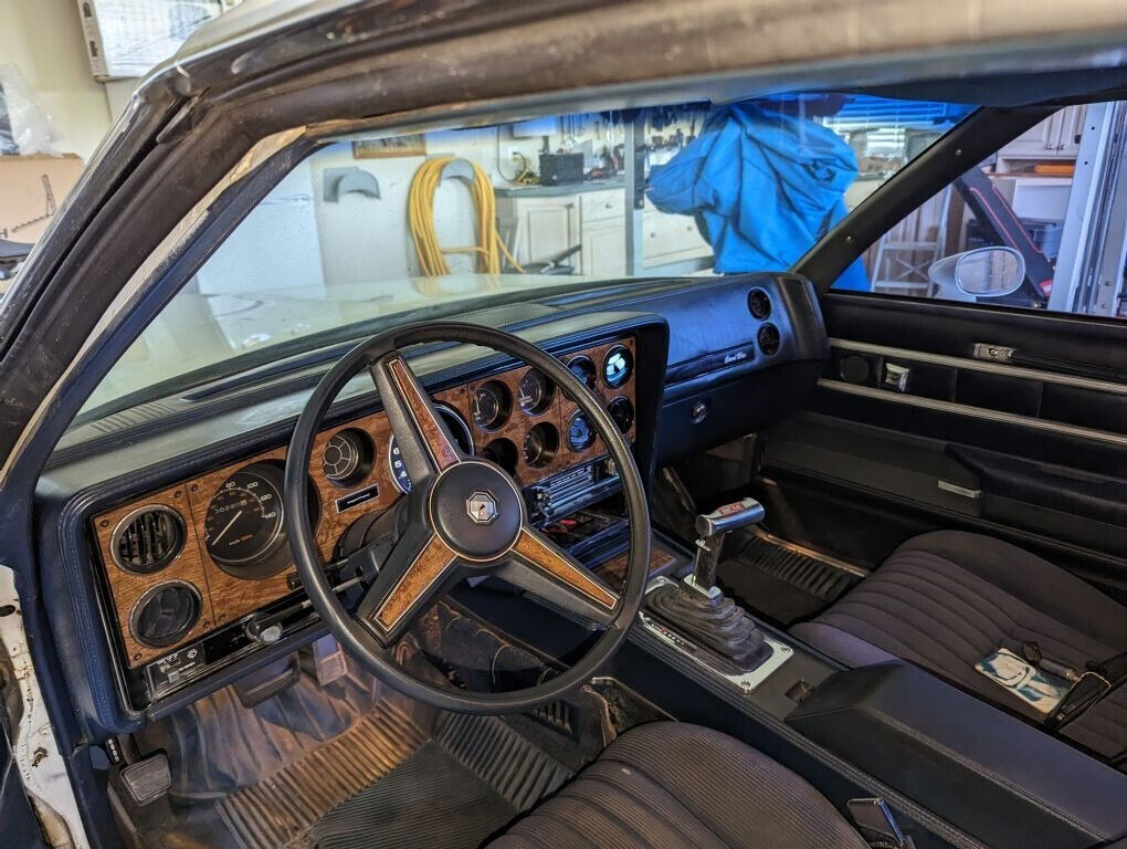 1981 Pontiac Grand Prix - photo 4