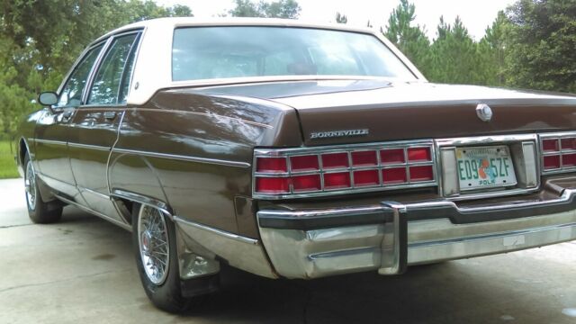 1981 Pontiac Bonneville diesel - photo 2
