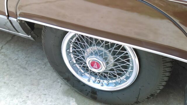 1981 Pontiac Bonneville diesel - photo 3