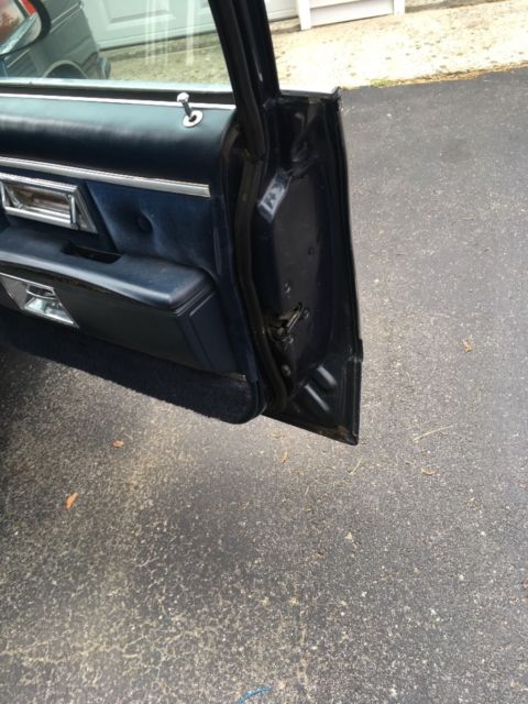 1981 Pontiac Bonneville Brougham - photo 9