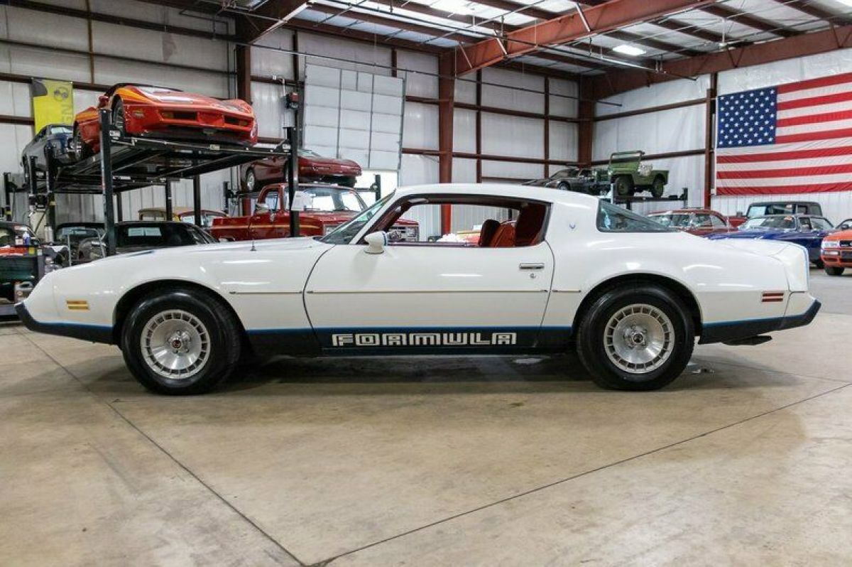 1981 Pontiac Firebird - photo 2