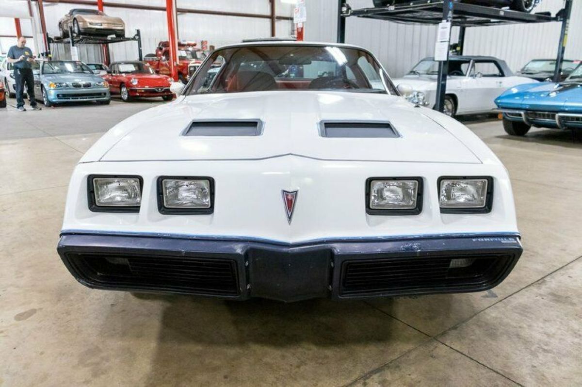 1981 Pontiac Firebird - photo 8