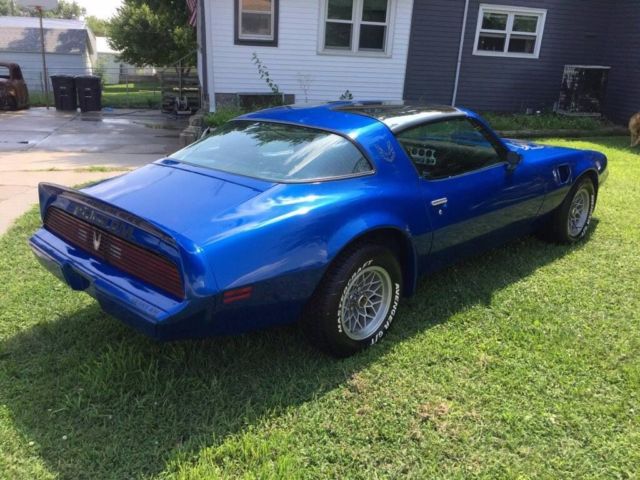 1981 Pontiac Firebird - photo 2