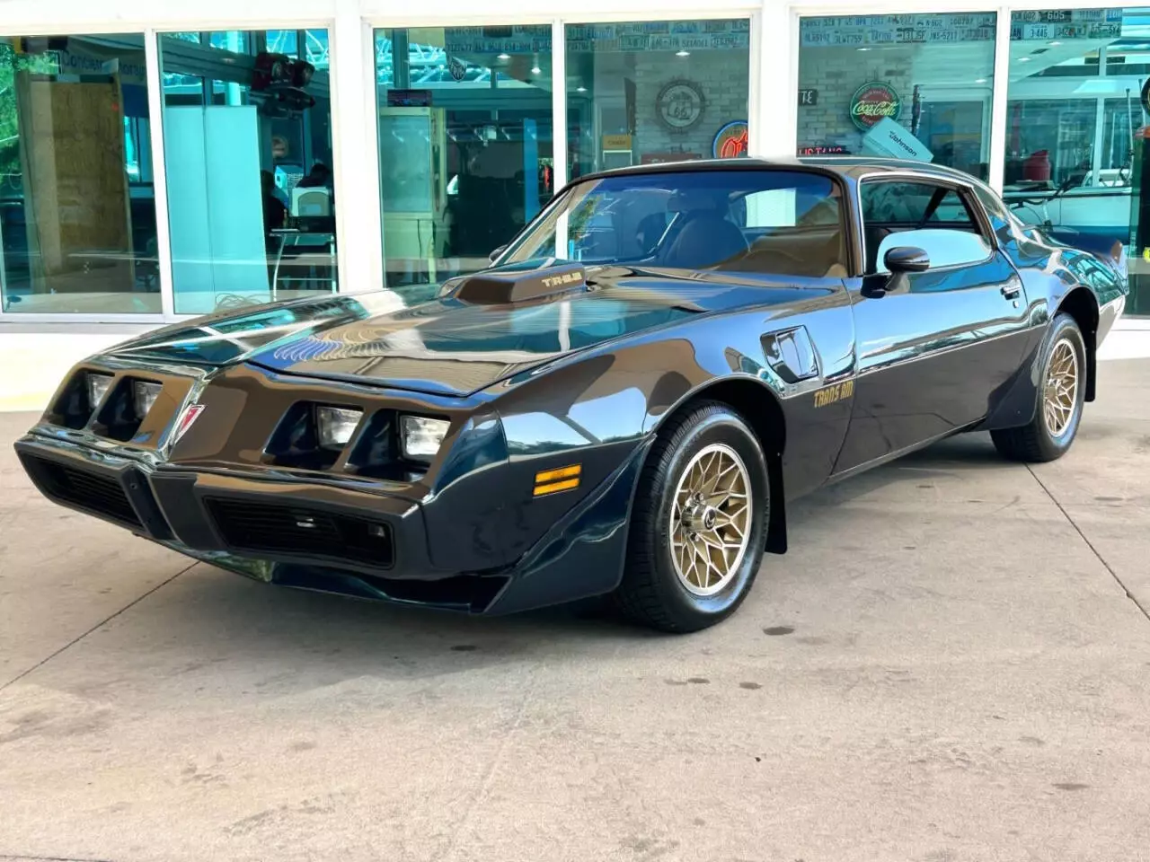 1981 Pontiac Firebird Trans Am 2dr Coupe - photo 12