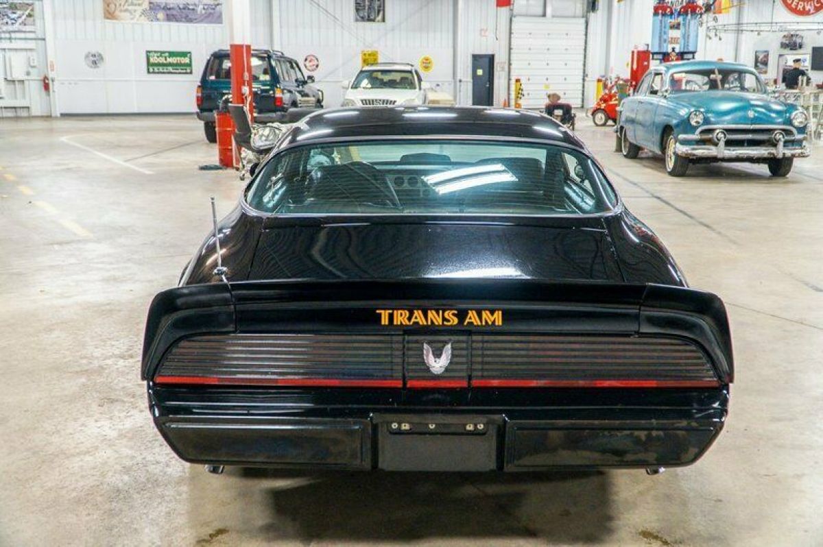 1981 Pontiac Firebird Trans Am - photo 4