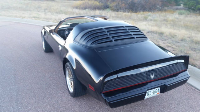 1981 Pontiac Firebird Trans Am Coupe 2-Door - photo 11