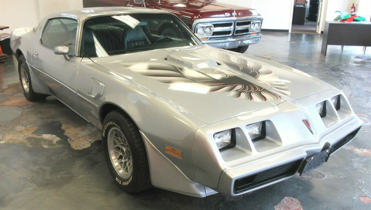 1981 Pontiac Firebird Trans Am - photo 4