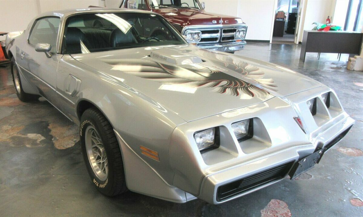 1981 Pontiac Firebird Trans Am - photo 6