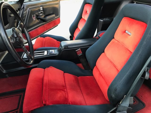 1981 Pontiac Firebird - photo 8