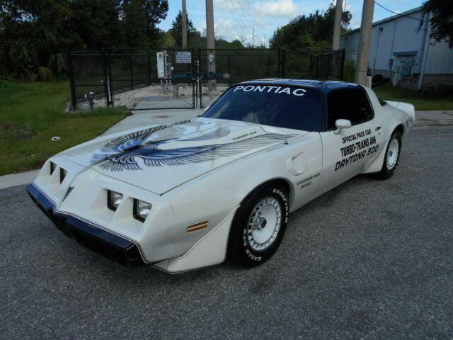 1981 Pontiac Trans Am Pace Car - photo 2