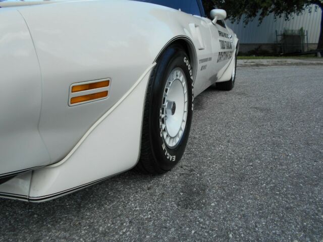1981 Pontiac Trans Am Pace Car - photo 6