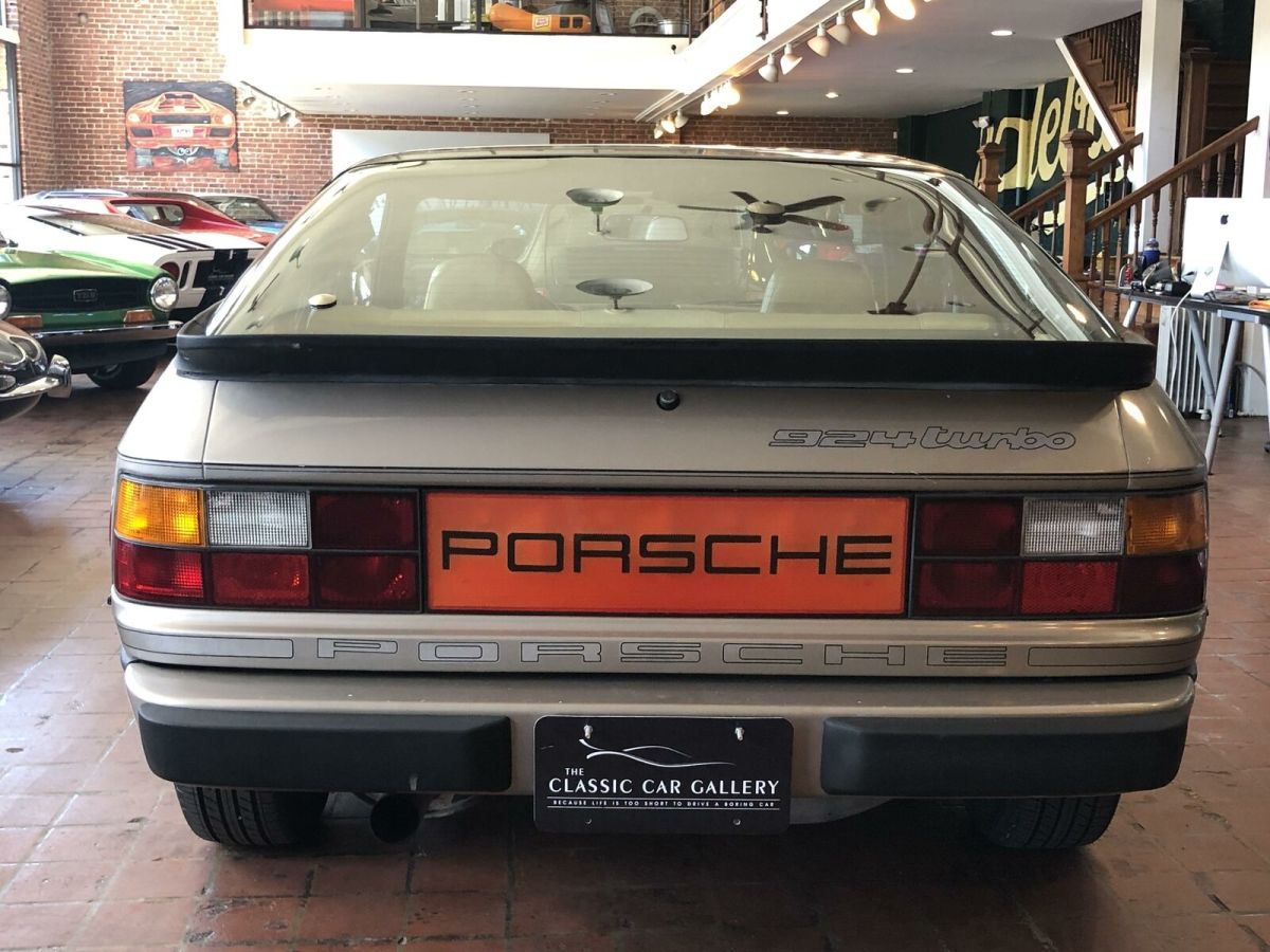 1981 Porsche 924 TURBO - photo 8