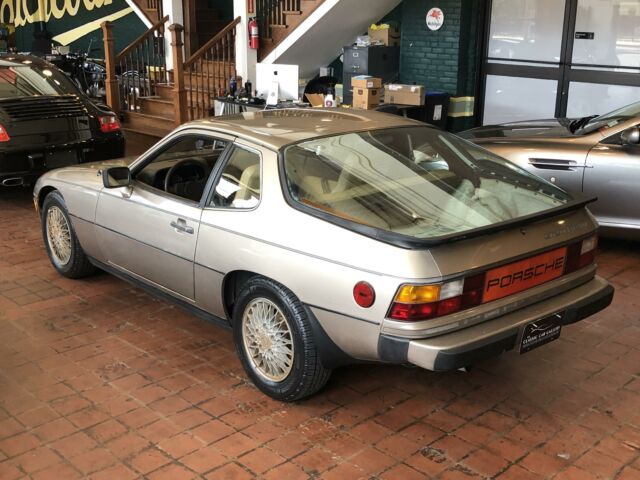 1981 Porsche 924 TURBO - photo 7
