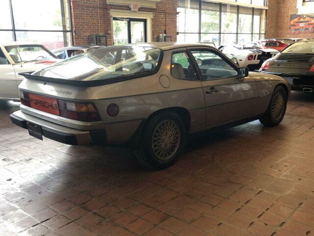 1981 Porsche 924 TURBO - photo 9