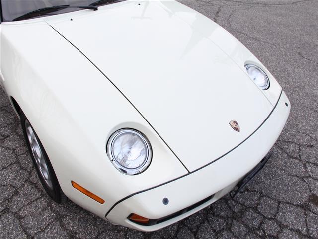 1981 Porsche 928 -- - photo 3