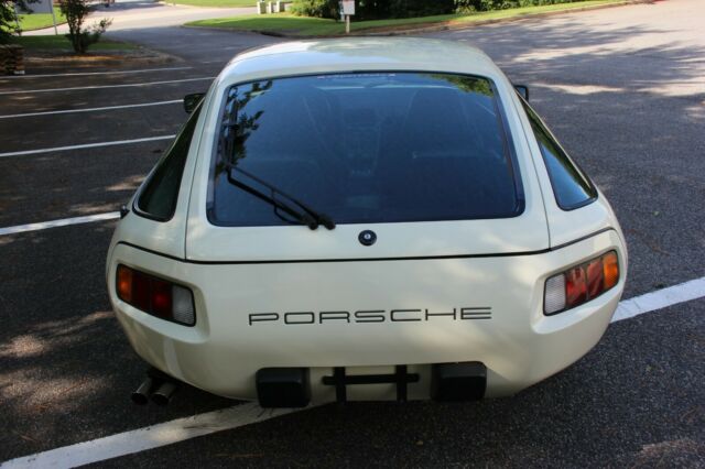 1981 Porsche 928 - photo 7