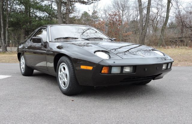1981 Porsche 928 5-Speed Manual. 27K mi. Fully Documented. - photo 3
