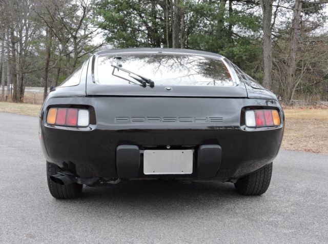 1981 Porsche 928 5-Speed Manual. 27K mi. Fully Documented. - photo 8