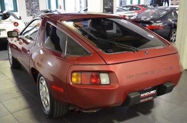 1981 Porsche 928 Base 2dr Hatchback - photo 9