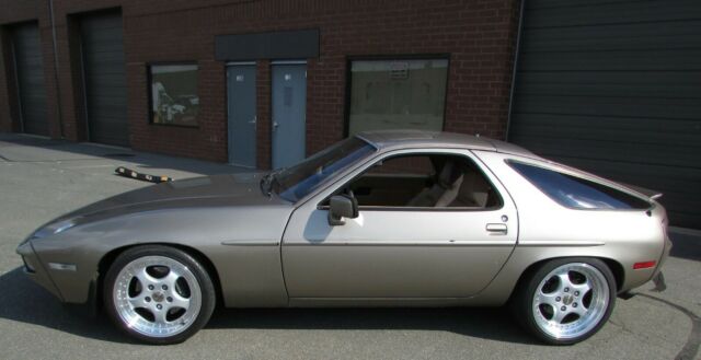 1981 Porsche 928 Supercharged - photo 4