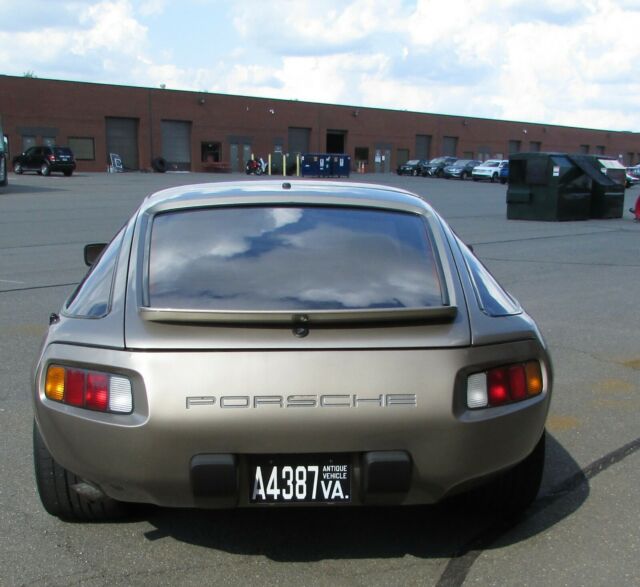 1981 Porsche 928 Supercharged - photo 7