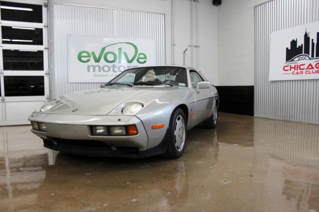 1981 Porsche 928S S - photo 2