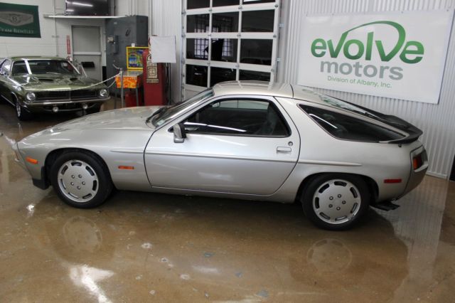 1981 Porsche 928S S - photo 9